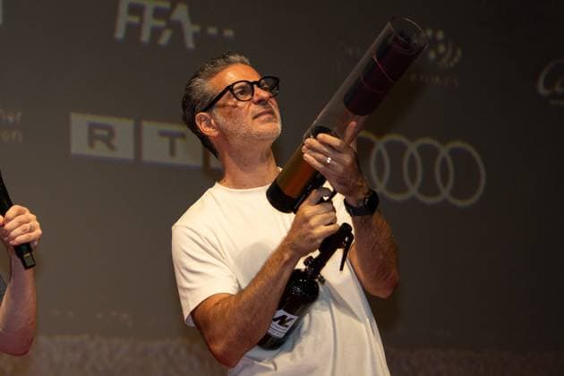 Das Kanu des Manitu, Premiere im Europa-Park Rust Kinopremiere, Das Kanu des Manitou, Michael Bully Herbig, Rick Kavanian, Christian Tramitz, Filmpremiere, Europa-Park, Voltron 4D, roter Teppich, Filmstart, Komödie, Westernparodie, Bullyparade, Schauspieler, Regisseur, Drehbuchautor, Presseevent, Sommerferien, Tourismus, Freizeitpark, Unterhaltung, Besucher, Medienereignis, Kinostart August 2025, deutsche Filmkomödie, Starauftritt, Fototermin, Rick Kavanian, Michael Herbig, Christian Tramitz Rust Europa Park Baden-Württemberg Deutschland Copyright: xFINLEYxMÖRCHx