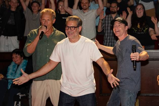 Das Kanu des Manitu, Premiere im Europa-Park Rust Kinopremiere, Das Kanu des Manitou, Michael Bully Herbig, Rick Kavanian, Christian Tramitz, Filmpremiere, Europa-Park, Voltron 4D, roter Teppich, Filmstart, Komödie, Westernparodie, Bullyparade, Schauspieler, Regisseur, Drehbuchautor, Presseevent, Sommerferien, Tourismus, Freizeitpark, Unterhaltung, Besucher, Medienereignis, Kinostart August 2025, deutsche Filmkomödie, Starauftritt, Fototermin, Rick Kavanian, Michael Herbig, Christian Tramitz Rust Europa Park Baden-Württemberg Deutschland Copyright: xFINLEYxMÖRCHx