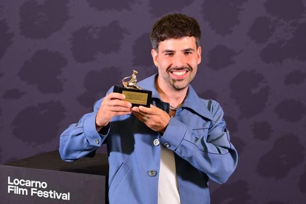 Felipe Casanova, winner with the film O Rio de Janeiro Continua Lindo in the Pardino dOro SRG SSR section for the Best Swiss Short Film, Pardi di Domani section during the photocall of the 78th Locarno Film Festival on August 16, 2025 in Locarno, Switzerland Romain Doucelin Bestimage Locarno Suisse  Copyright: xRomainxDoucelinx xBestimagexRomainxDoucelinx xBestimagex