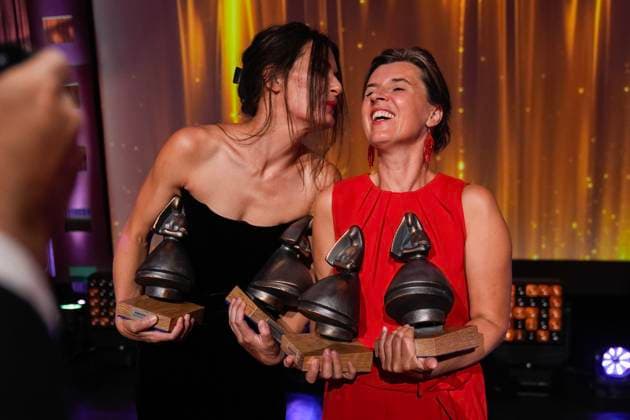 Amandaprisen 2025 Haugesund 20250816. Helga Guren (beste skuespiller i en hovedrolle) og Lilja Ingolfsdottir (beste norske film, beste manus og beste regi) under Amandaprisutdelingen i Festiviteten i Haugesund. Foto: Jan Kare Ness NTB Haugesund Norge rSC8RUXFctM EDITORIAL USE ONLY Ref:_ENTrSC8RUXFctM.jpg Copyright: xJanxKarexNessx xNTBx