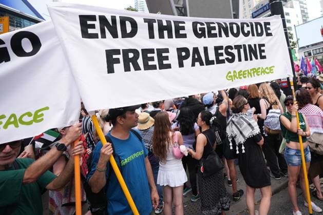 Pro-Palestinian protest in Toronto TORONTO, CANADA - AUGUST 16 : Hundreds of people gather at at Yonge and Dundas Square in downtown Toronto to protest the killing of journalists in Palestine by Israeli forces and to call for an end to the starvation in Gaza on August 16, 2025 in Ontario, Canada. Mert Alper Dervis Anadolu Ontario Canada. Editorial use only. Please get in touch for any other usage.  Copyright: x2025xAnadoluxMertxAlperxDervisx