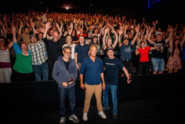 16.08.2025 xESx Frankfurt am Main, Metropolis Film Kanu des Manitu Begeisterte Zuschauer feiern Schauspieler Rick Kavanian, Christian Tramitz und Regisseur, Autor, Produzent und Star Michael Bully Herbig