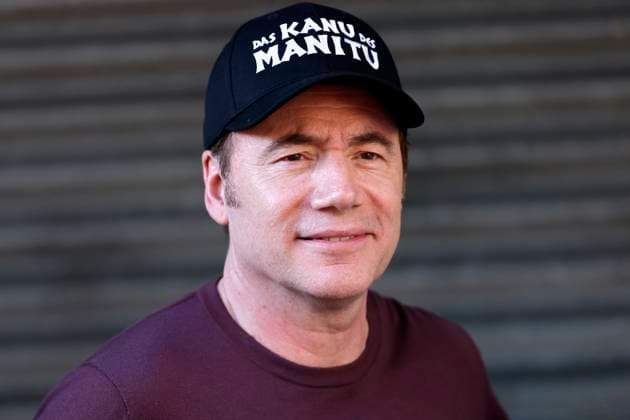 Schauspieler Michael Bully Herbig bei der Kino-Tour zum neuen Film Das Kanu des Manitu im Cineplex Kino. Leverkusen, 18.08.2025 NRW Deutschland Copyright: xChristophxHardtx