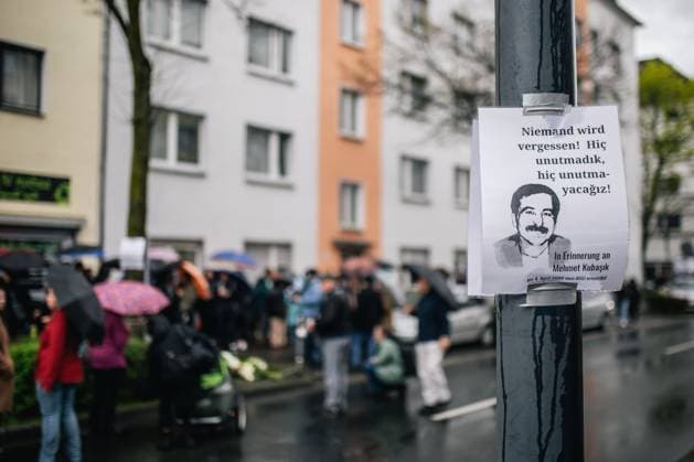 18th death anniversary of the NSU s Turkish victim in Dortmund DORTMUND, GERMANY - APRIL 04: A poster with Mehmet Kubasik s portrait is seen as people, holding portraits and banners, gather to pay tribute to Mehmet Kubasik and the victims of the NSU attacks on April 04, 2024 in Dortmund, Germany. On April 4th 2006, kiosk vendor Mehmet Kubasik, a German citizen of Turkish origin, was killed by Neo-Nazi group National Socialist Underground members in his shop in Dortmund. This was one of a series of attacks done by the NSU group which took place between 2000 and 2007. The Turks were the main target of these attacks which resulted in the killing of 8 Turks, a Greek and a German policewoman. Germany World. Editorial use only. Please get i  Copyright: x2025xAnadoluxHeshamxElsherifx