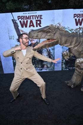 USA - Primative War Premiere - Los Angeles LOS ANGELES - AUG 18: Jeremy Piven at Primative War Premiere at the Hollywood American Legion on August 18, 2025 in Los Angeles, CA Los Angeles CA USA  Copyright: xHPAx xHutchinsxPhotox