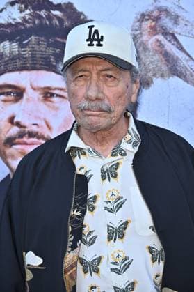 August 18, 2025, Los Angeles, Ca, USA: LOS ANGELES - AUG 18: Edward James Olmos at Primative War Premiere at the Hollywood American Legion on August 18, 2025 in Los Angeles, CA Los Angeles USA - ZUMAb170 20250818_aap_b170_151 Copyright: xKayxBlakex