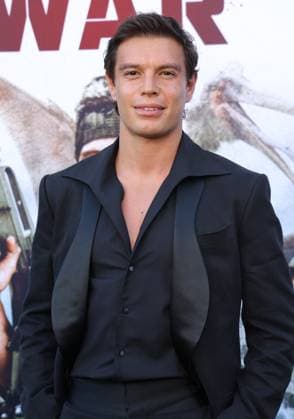 Los Angeles Premiere Of Primitive War 18 August 2025 . Los Angeles, California - Carlos Sanson Jr At Los Angeles Premiere Of Primitive War held at Hollywood American Legion in Los Angeles., Credit:Sadou Faye Avalon United States, CA, Los Angeles, Hollywood American Legion  Copyright: xSadouxFayex xAvalonx 1030218466
