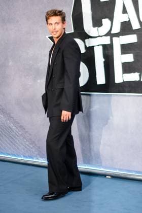Uk Gala Screening Of Caught Stealing on Tuesday 19 August 2025 Austin Butler seen at the Uk Gala Screening Of Caught Stealing on Tuesday 19 August 2025 at ODEON LUXE Leicester Square, London. . Picture, Credit:Julie Edwards Avalon  Copyright: xJuliexEdwardsx xAvalonx 1030258725