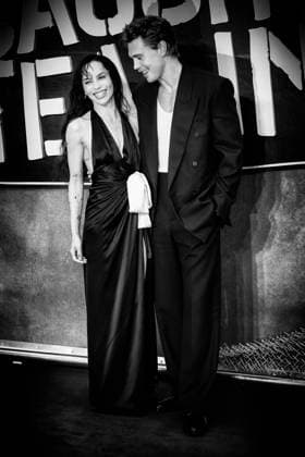 Uk Gala Screening Of Caught Stealing on Tuesday 19 August 2025 ZoÃ« Kravitz and Austin Butler seen at the Uk Gala Screening Of Caught Stealing on Tuesday 19 August 2025 at ODEON LUXE Leicester Square, London. Editors Note: Image converted to monochrome. Picture, Credit:Julie Edwards Avalon  Copyright: xJuliexEdwardsx xAvalonx 1030276625