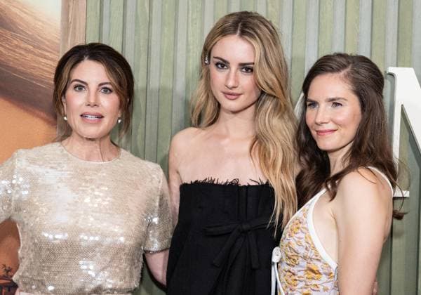 August 19, 2025, Bronx, New York, USA: Monica Lewinsky, Grace Van Patten wearing dress by Prada, Amanda Knox wearing dress by Giambattista Valli attend premiere by HULU of The twisted tail of Amanda Knox at Historical Society in New York, NY on August 19, 2025 Bronx USA - ZUMAr339 20250819_znp_r339_085 Copyright: xLevxRadinx