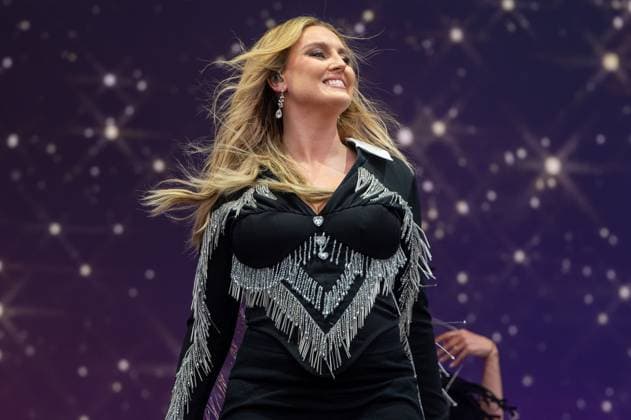 Perrie performing at Come Together Festival 2025 Perrie Edwards performing at Come Together Festival on Town Moor in Newcastle. Featuring: Perrie Where: Newcastle, United Kingdom When: 20 Aug 2025 Credit: Graham Finney WENN Newcastle United Kingdom Copyright: xWENNx wenn40590080 x wenn40590080