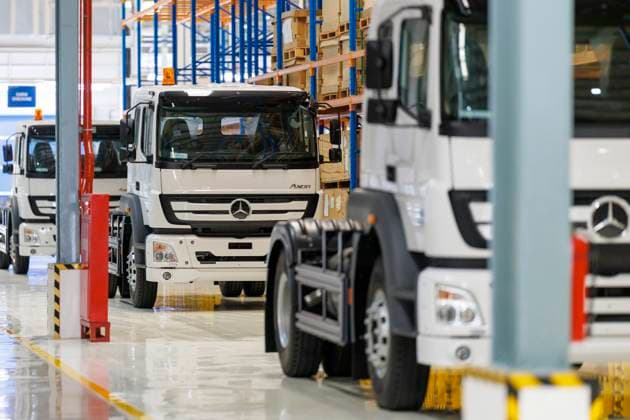 Produktionsanlage der Daimler Truck. Jakarta, 21.08.2025. Fotografiert im Auftrag des Auswaertigen Amtes Jakarta Indonesien *** Production plant of Daimler Truck Jakarta, 21 08 2025 Photographed on behalf of the Foreign Office Jakarta Indonesia Copyright: xThomasxImo AAx