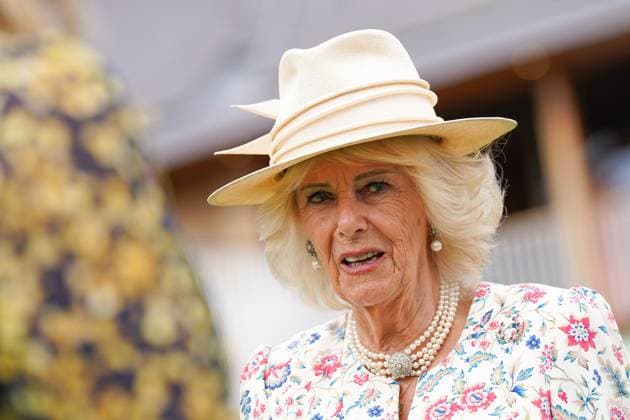Queen Camilla Attends The Ebor Festival YORK, ENGLAND - AUGUST 21: Queen Camilla meets representatives from local charities supported by the York racecourse, members of the Yorkshire racing community and members of the York Racecourse team as she attends on the second day of the Ebor Festival at York Racecourse during the Ebor Festival at York Racecourse on August 21, 2025 in York, England., Credit:Ian Forsyth Avalon United Kingdom, England, York, York Racecourse  Copyright: xIanxForsythx xAvalonx 1030559273