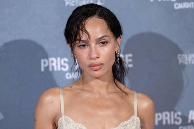 Caught Stealing Premiere - Paris AJ US actress Zoe Kravitz poses during the premiere of the Caught Stealing (Pris au piege) movie at the Max Linder movie theater cinema in Paris on August 21, 2025. Photo by Alexis Jumeau ABACAPRESS.COM Paris France  Copyright: xJumeauxAlexis ABACAx