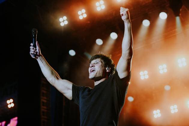 Wincent Weiss HUK-COBURG open-air-sommer, Coburg , Schlossplatz Germany, Coburg , Schlossplatz - 21 Aug 2025 - Wincent Weiss HUK-COBURG Open-Air-Sommer Image: Wincent Weiss preforming at the HUK Coburg Open Air Sommer at the Schlossplatz Coburg. Cortendorf Kulturfabrik Bayern Germany Copyright: xRyanxEvansx