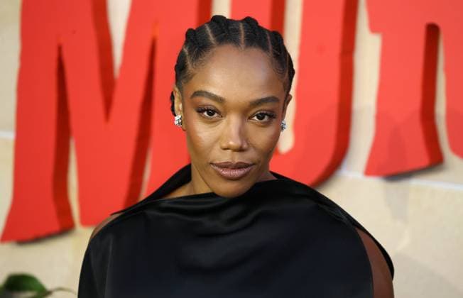 The Thursday Murder Club UK Premiere at Leicester Square Gardens in London - 21 Aug 2025 Naomi Ackie attends The Thursday Murder Club UK Premiere at Leicester Square Gardens. London United Kingdom Copyright: xFredxDuvalx xSOPAxImagesx FD_Thursday_Murder_Club_06