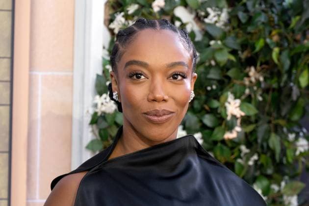 Naomi Ackie attends The Thursday Murder Club UK Premiere at Leicester Square Gardens in London, England, UK. Thursday 21st August 2025 Copyright: xJamesxWarrenx THE THURSDAY MURDER CLUB - UK PREMIERE51
