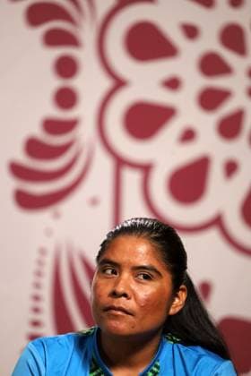 Mexico™s President Claudia Sheinbaum News Conference Raramuri athlete Maria Lorena Ramirez Nahueachi looks on during a press conference where talk about the Mexico Imparable Half Marathon a series of races in four destinations at the National Palace. on August 22, 2025, in Mexico City, Mexico. Mexico City CDMX Mexico Copyright: xLuisxBarronx