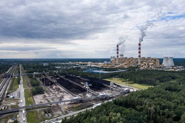 Coal-powered Stations Are Still Main Energy Source In Poland An aerial view of the Belchatow Power Station, Europe s largest coal-fired power station near Belchatow, Poland on August 22, 2025. It is Poland s largest power station with an installed capacity of 5,1 MW. The power plant is one of the candidates to be reconstructed as a future nuclear power site. Belchatow lodzkie Poland  Copyright: xDominikaxZarzyckax originalFilename: zarzycka-coalpowe250822_npV41.jpg