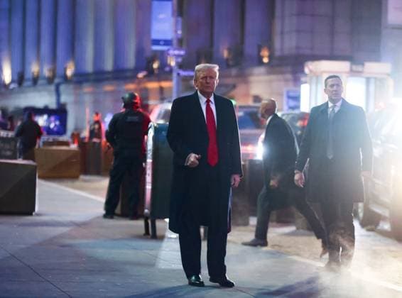 Trump s trial in E. Jean Carroll defamation case NEW YORK, UNITED STATES - JANUARY 17: Former US president and 2024 presidential candidate Donald Trump arrives at 40 Wall Street, also known as the Trump Building, to address the media following the leaving the second day of his defamation trial involving former magazine columnist E. Jean Carroll at Manhattan federal court in New York, United States on January 17, 2024. New York United States. Editorial use only. Please get in touch for any other usage.  Copyright: x2025xAnadoluxSelcukxAcarx