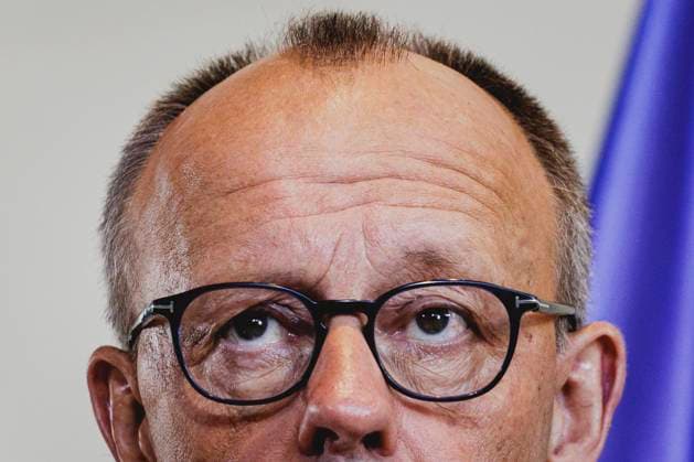 Friedrich Merz (CDU), Bundeskanzler, aufgenommen im Rahmen einer Pressekonferenz mit seinem kanadischen Amtskollegen (nicht im Bild) in Berlin, 26.08.2025. Berlin Deutschland *** Friedrich Merz CDU , Federal Chancellor, taken during a press conference with his Canadian counterpart not in the picture in Berlin, 26 08 2025 Berlin Germany Copyright: xFlorianxGaertnerx
