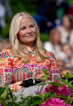 26-08-2025 Parc Princess Mette-Marit attend an outdoor event at Gamlehaugen marking the 100th anniversary of Gamlehaugen as the Kings official residence. Â  Copyright: xPPEx