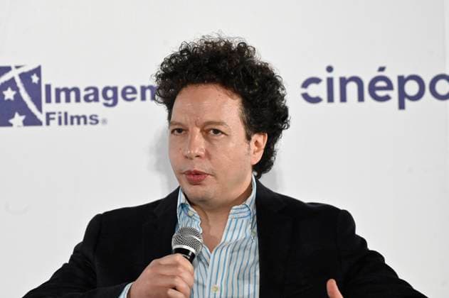 August 26, 2025, Mexico City, Ciudad de Mexico, Mexico: Director Michel Franco speaks during a press conference to promote the movie Dreams at Cinepolos Plaza Miyana. on August 26, 2025 in Mexico City, Mexico. Mexico City Mexico - ZUMAe321 20250826_zea_e321_008 Copyright: xCarlosxTischlerx