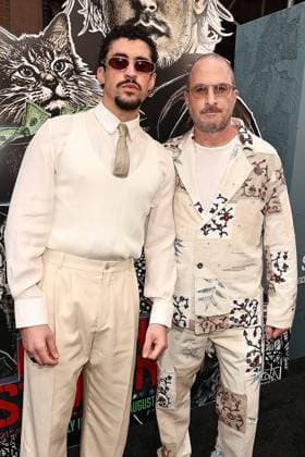 Red carpet for the New York premiere of Caught Stealing at the Regal Union Square Featuring: Benito Martinez Ocasio Bad Bunny and Darren Aronofsky Where: New York, New York, United States When: 26 Aug 2025 Credit: Dave Allocca Starpix INSTARimages EDITORIAL USE ONLY. NOT FOR USE BY NEWSPAPERS BASED IN THE UK. Copyright: xx instar55014958