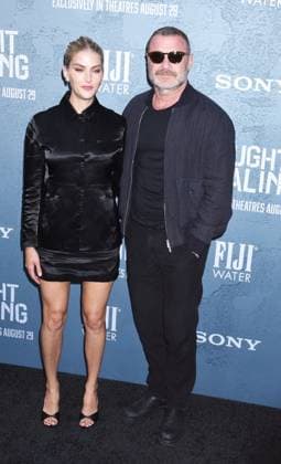 Caught Stealing Premiere - NYC Taylor Nelson and Live Schreiber at the NY premiere of Caught Stealing at the Regal Union Square on August 26, 2025 in New York City, USA. Photo by MM ABACAPRESS.COM New York City New York United States  Copyright: xMM ABACAx