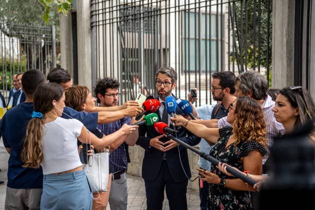 The secretary general ANFACO, Roberto Alonso, gives statements to the media after a meeting with the Ministers of Economy and Agriculture, at the headquarters of the Ministry of Economy, on August 27, 2025, in Madrid Spain The Minister of Economy, Trade and Enterprise, and the Minister of Agriculture, Fisheries and Food, have met with representatives of the agri-food sector in the working group on food products to discuss and share information on the tariff agreement between the EU and the US last week, and the Minister of Agriculture, Fisheries and Food, have met with representatives of the agri-food sector in the food products working group to discuss and share information on the trade agreement concluded last week between the United Sta  Copyright: xGabrielxLuengasx 6917879