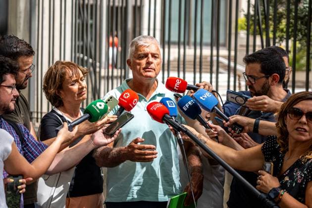 Body and Planas address the EU-US tariff agreement with the agri-food sector The state coordinator of Union of unions, Luis Cortes, gives statements to the media after a meeting with the Ministers of Economy and Agriculture, at the headquarters of the Ministry of Economy, on August 27, 2025, in Madrid Spain The Minister of Economy, Trade and Enterprise, and the Minister of Agriculture, Fisheries and Food, have met with representatives of the agri-food sector in the food products working group to discuss and share information on the trade agreement reached last week between the United States and the European Union EU 27 AUGUST 2025 BODY PLANS AGRI-FOOD SECTOR EU USA MADRID Madrid Madrid Madrid Spain  Copyright: xGabrielxLuengasx 6917877