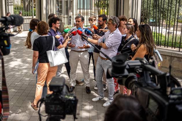 Body and Planas address the EU-US tariff agreement with the agri-food sector The secretary general UPA, Cristóbal Cano, gives statements to the media after a meeting with the ministers of Economy and Agriculture, at the headquarters of the Ministry of Economy, August 27, 2025, in Madrid Spain The Minister of Economy, Trade and Enterprise, and the head of Agriculture, Fisheries and Food, have met with representatives of the agri-food sector in the working group on food products to address and share information on the trade agreement concluded last week between the United States and the European Union EU EU 27 AUGUST 2025, in Madrid Spain, Fisheries and Food, have met with representatives of the agri-food sector in the food products working  Copyright: xGabrielxLuengasx 6917891