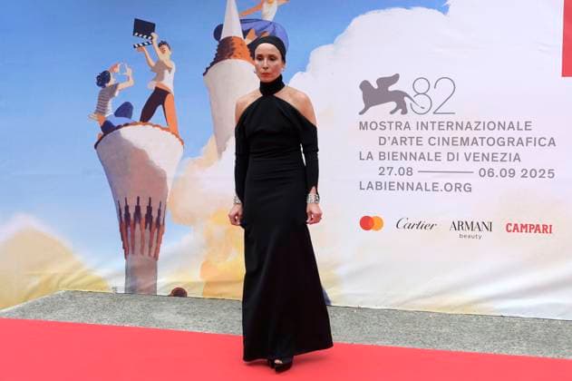Noomi Rapace bei der Premiere des Kinofilms Mother auf der Biennale di Venezia 2025 82. Internationale Filmfestspiele von Venedig im Sala Darsena. Venedig, 27.08.2025 Foto:xA.xM.xTinghinox xFuturexImagex mother_5819