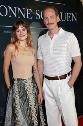 Lea Drinda und Martin Rother bei der Premiere des Kinofilms In die Sonne schauen Sound of Falling im Delphi Filmpalast. Berlin, 27.08.2025