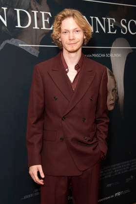Filip Schnack bei der Premiere des Kinofilms In die Sonne schauen Sound of Falling im Delphi Filmpalast. Berlin, 27.08.2025