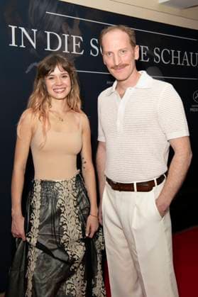 Lea Drinda und Martin Rother bei der Premiere des Kinofilms In die Sonne schauen Sound of Falling im Delphi Filmpalast. Berlin, 27.08.2025