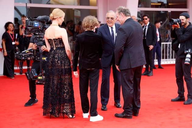 Andrea Waskovics, Bojtorjan Barabas, Alberto Barbera und Gregory Gadebois bei der Premiere des Kinofilms Ãrva Orphan auf der Biennale di Venezia 2025 82. Internationale Filmfestspiele von Venedig im Palazzo del Cinema. Venedig, 28.08.2025