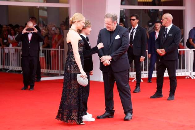Andrea Waskovics, Bojtorjan Barabas und Gregory Gadebois bei der Premiere des Kinofilms Ãrva Orphan auf der Biennale di Venezia 2025 82. Internationale Filmfestspiele von Venedig im Palazzo del Cinema. Venedig, 28.08.2025