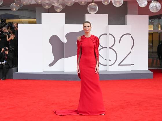 Venice, Italy: Venice, 82nd Venice International Film Festival 2025 - Evening 2. Red Carpet Film Bugonia. Pictured: Emanuela Fanelli Venice Italy  - ZUMAp169 20250828_zea_p169_855 Copyright: xSimonexComix