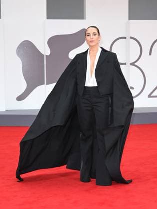 Venice, Italy: Venice, 82nd Venice International Film Festival 2025 - Evening 2. Red Carpet Film Bugonia. Pictured: Noomi Rapace Venice Italy  - ZUMAp169 20250828_zea_p169_923 Copyright: xSimonexComix