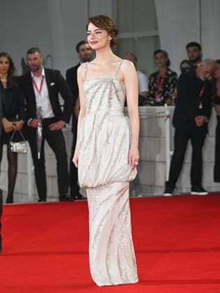 Venice, 82nd Venice International Film Festival 2025 - Evening 2. Red Carpet Film Bugonia. Pictured: Emma Stone  Copyright: xSimonexComix xipa-agency.netx xPoolxPhotoxEventsx06x IPA_Agency_IPA63491272