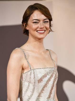 Venice, 82nd Venice International Film Festival 2025 - Evening 2. Red Carpet Film Bugonia. Pictured: Emma Stone  Copyright: xSimonexComix xipa-agency.netx xPoolxPhotoxEventsx06x IPA_Agency_IPA63491338