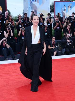 Venice, 82nd Venice International Film Festival 2025 - Evening 2 - Red Carpet for the film Bugonia Pictured: Noomi Rapace  Copyright: xAlbertoxTerenghi PoolxPhotoxEventsx06x xipa-agency.netx xPoolxPhotoxEventsx06x IPA_Agency_IPA63491458