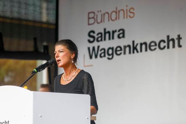 BSW Wahlkampfveranstaltung zur Kommunalwahl in Duisburg Duisburg, 28.8..2025 Sarah wagenknecht bei der Wahlkampfveranstaltung der BSW zur Kommunalwahl in Duisburg Nordrhein-Westfalen *** BSW campaign event for the local elections in Duisburg Duisburg, 28 8 2025 Sarah wagenknecht at the BSW campaign event for the local elections in Duisburg North Rhine-Westphalia Copyright: xMatthiasxGränzdörferx
