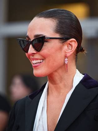 Venice, ITALY: Venice, 82nd Venice International Film Festival 2025 - Evening 2 - Red Carpet for the film Bugonia - Pictured: Noomi Rapace Venice ITALY  - ZUMAp169 20250828_zea_p169_973 Copyright: xManuelexMangiarottix