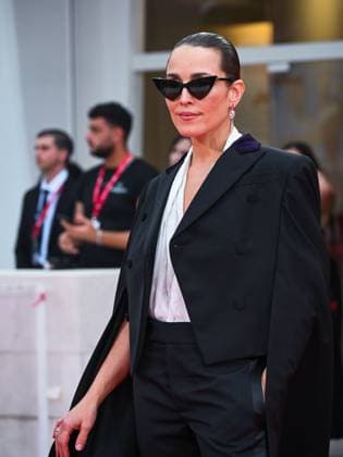 Venice, ITALY: Venice, 82nd Venice International Film Festival 2025 - Evening 2 - Red Carpet for the film Bugonia - Pictured: Noomi Rapace Venice ITALY  - ZUMAp169 20250828_zea_p169_975 Copyright: xManuelexMangiarottix