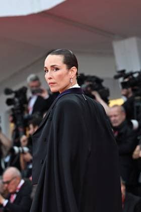 82nd International Film Festival: Red Carpet Screening for Bugonia 82nd Venice International Film Festival, red carpet for the film Bugonia . In the photo Noomi Rapace .Venice, Italy 28 August 2025, Credit:Maria Laura Antonelli Avalon Italy, Venice  Copyright: xMariaxLauraxAntonellix xAvalonx 1032099119