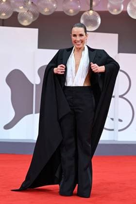 82nd International Film Festival: Red Carpet Screening for Bugonia 82nd Venice International Film Festival, red carpet for the film Bugonia . In the photo Noomi Rapace .Venice, Italy 28 August 2025, Credit:Maria Laura Antonelli Avalon Italy, Venice  Copyright: xMariaxLauraxAntonellix xAvalonx 1032099123