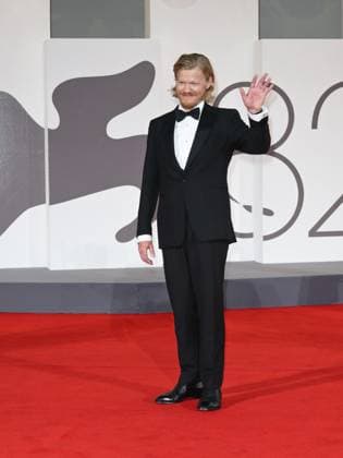 Venice, 82nd Venice International Film Festival 2025 - Evening 2. Red Carpet Film Bugonia. Pictured: Jesse Plemons  Copyright: xSimonexComix xipa-agency.netx xPoolxPhotoxEventsx06x IPA_Agency_IPA63492773