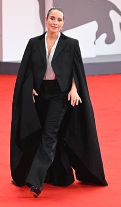Celebrities attend the Bugonia premiere on day 2 of the 82nd Venice International Film Festival Featuring: Noomi Rapace Where: Venice, Italy When: 28 Aug 2025 Credit: Cover Images EDITORIAL USE ONLY. NOT FOR USE BY NEWSPAPERS BASED IN THE UK. Copyright: xx coverimg55020631